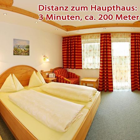 Familienhotel Central Sankt Johann in Tirol Habitación foto